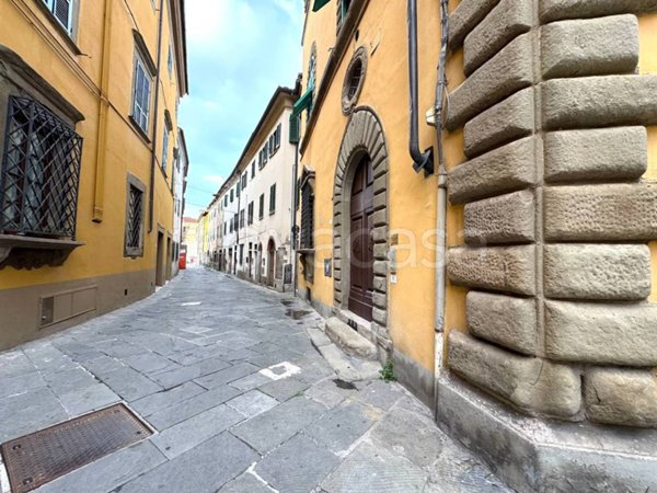 appartamento in vendita a Pistoia in zona Centro Città