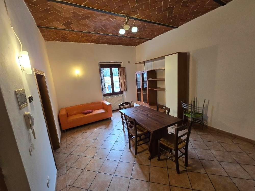 appartamento in vendita a Pistoia in zona Centro Città