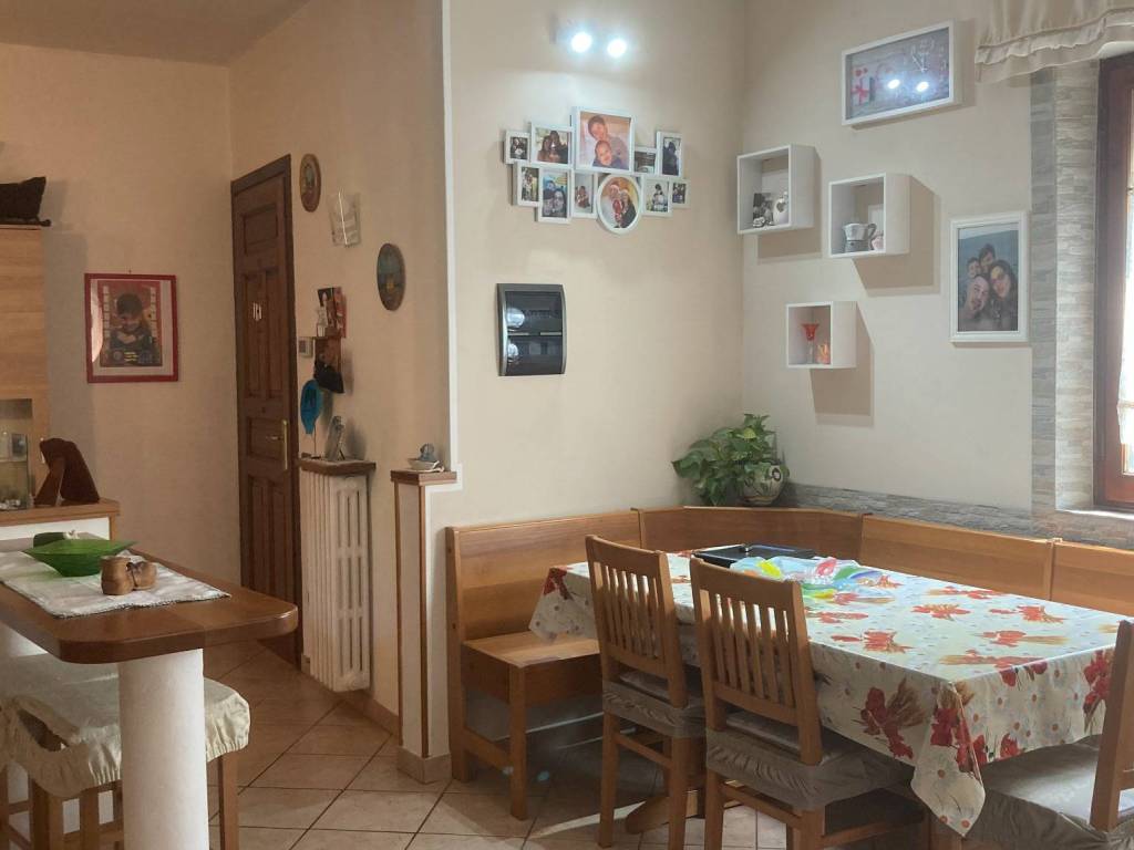appartamento in vendita a Pistoia in zona Le Piastre