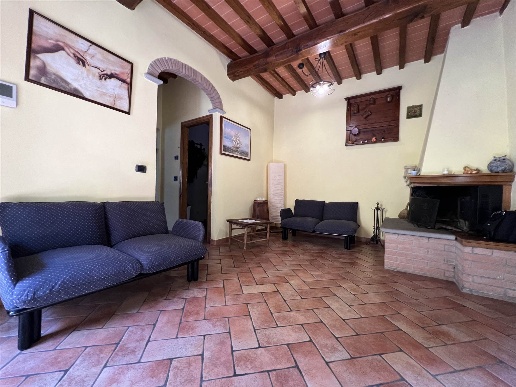 casa indipendente in vendita a Pistoia