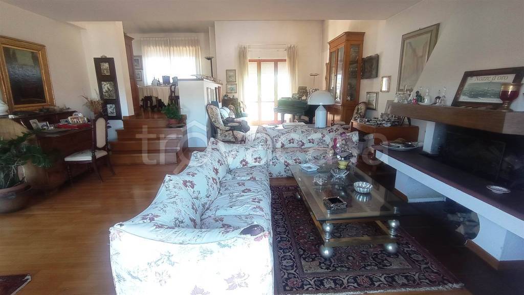 appartamento in vendita a Pistoia in zona Stadio