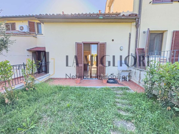 casa indipendente in vendita a Pistoia in zona Valdibrana