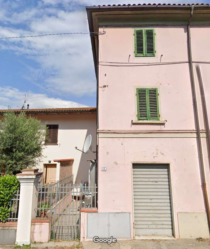 intera palazzina in vendita a Pistoia in zona San Felice
