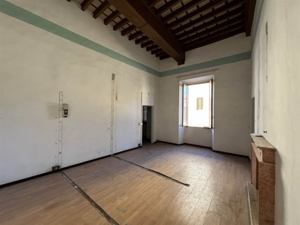 appartamento in vendita a Pistoia in zona Centro Città