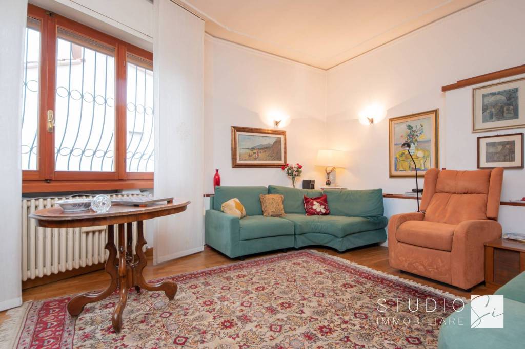 casa indipendente in vendita a Pistoia in zona Centro Città
