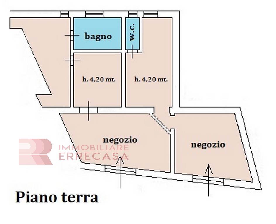 negozio in vendita a Pistoia in zona Centro Città