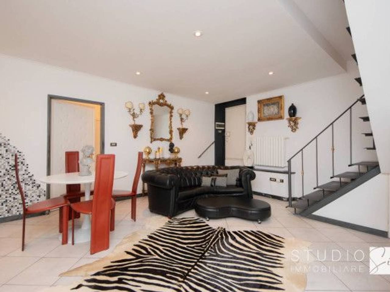 appartamento in vendita a Pistoia in zona Centro Città