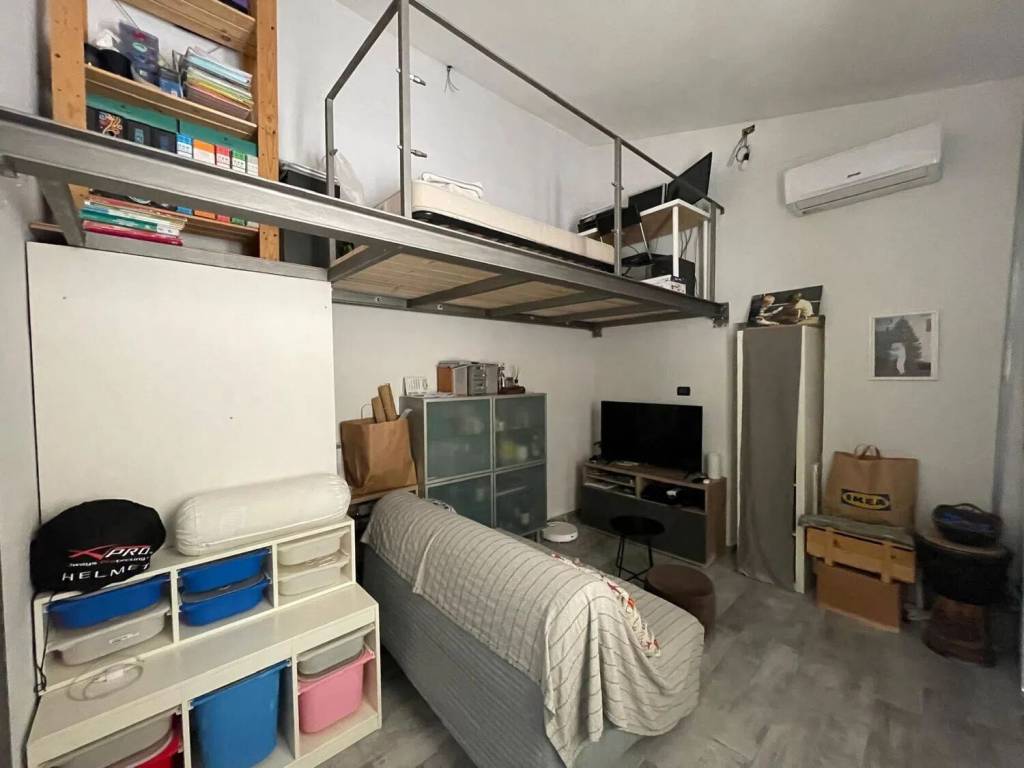 casa indipendente in vendita a Pistoia in zona Centro Città