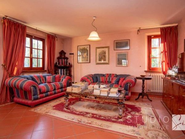 casa indipendente in vendita a Pistoia in zona Arcigliano