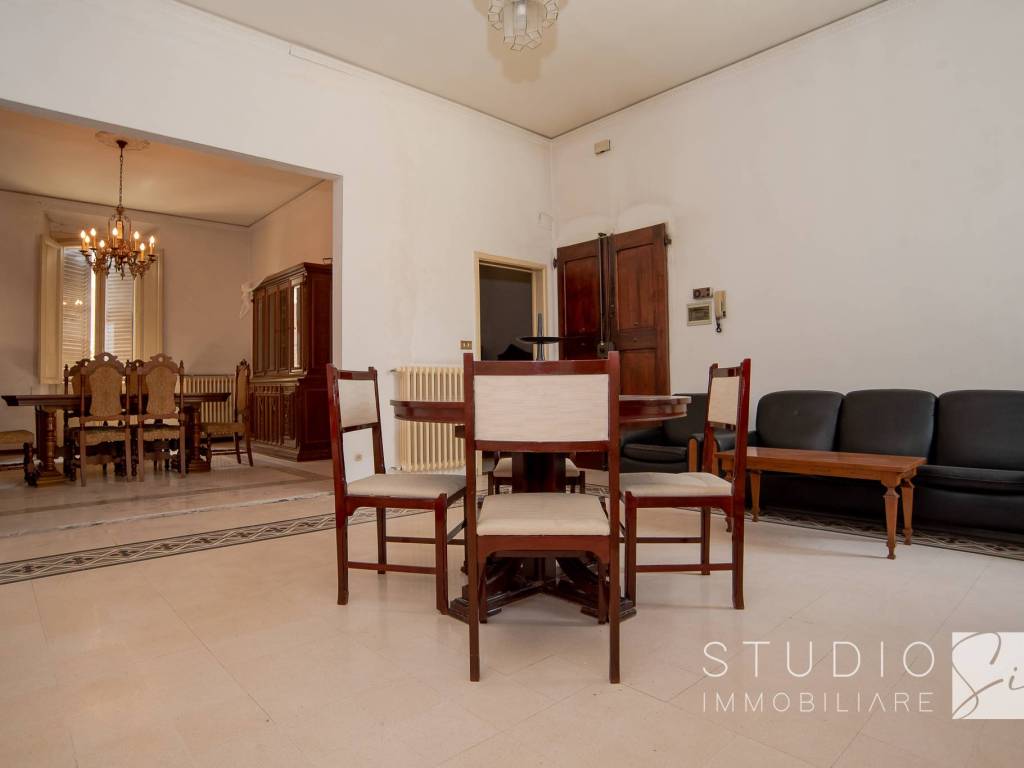 appartamento in vendita a Pistoia in zona Centro Città