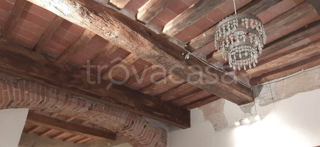 appartamento in vendita a Pistoia in zona Centro Città