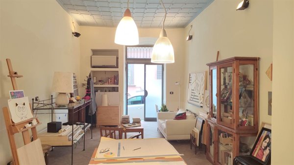 negozio in vendita a Pistoia in zona Centro Città