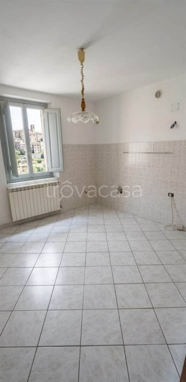 casa indipendente in vendita a Pistoia in zona Spazzavento