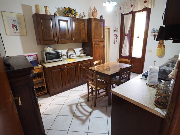 casa semindipendente in vendita a Pistoia
