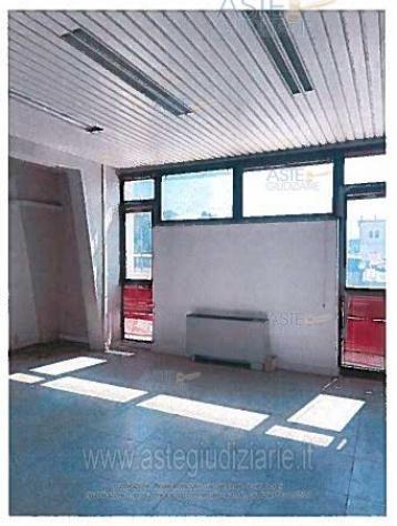 ufficio in vendita a Pistoia