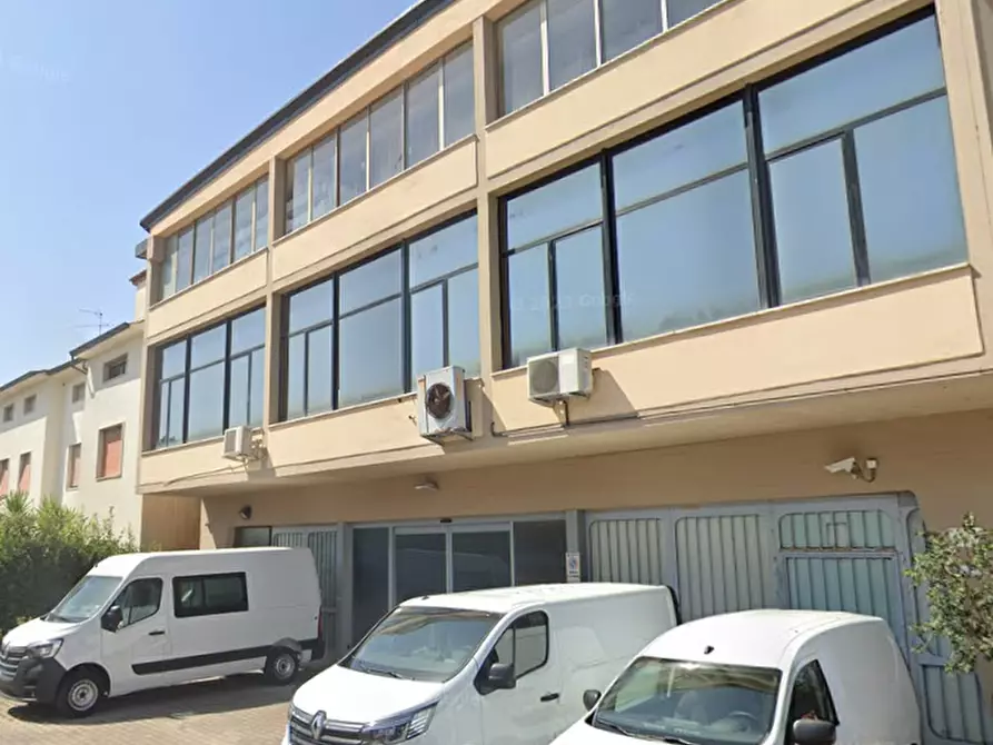 ufficio in vendita a Pistoia