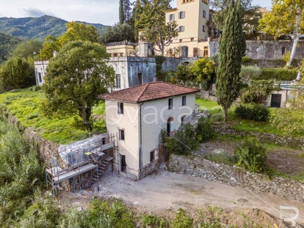 casa indipendente in vendita a Pistoia in zona San Felice
