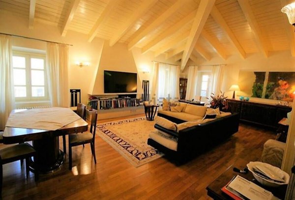 appartamento in vendita a Pistoia in zona Centro Città