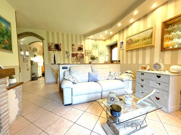 appartamento in vendita a Pistoia in zona Valdibure