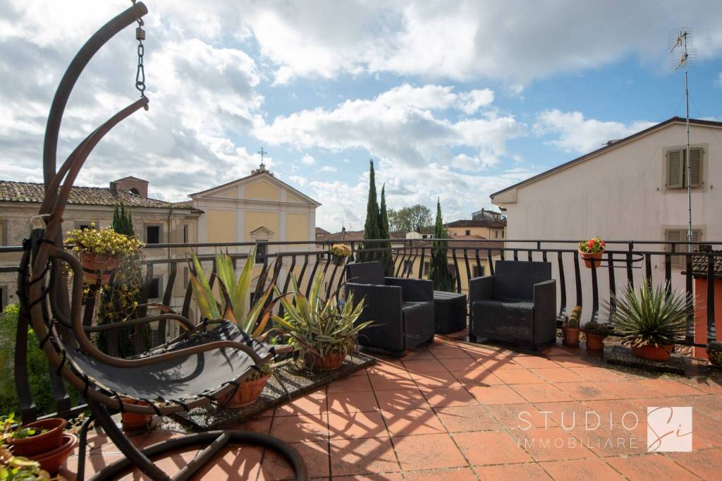 appartamento in vendita a Pistoia in zona Centro Città