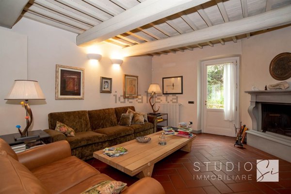 esavano in vendita a Pistoia