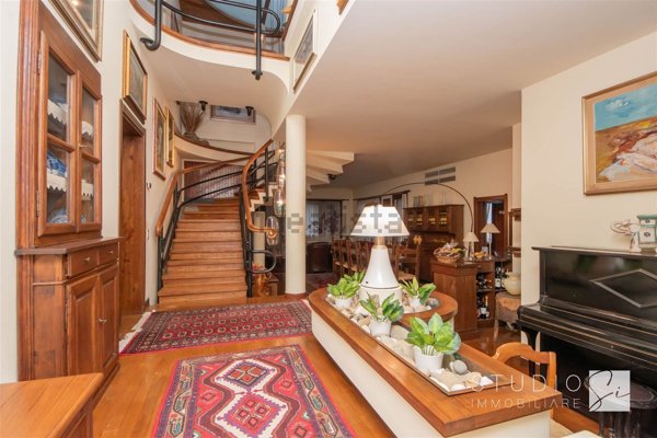 casa indipendente in vendita a Pistoia in zona Valdibrana