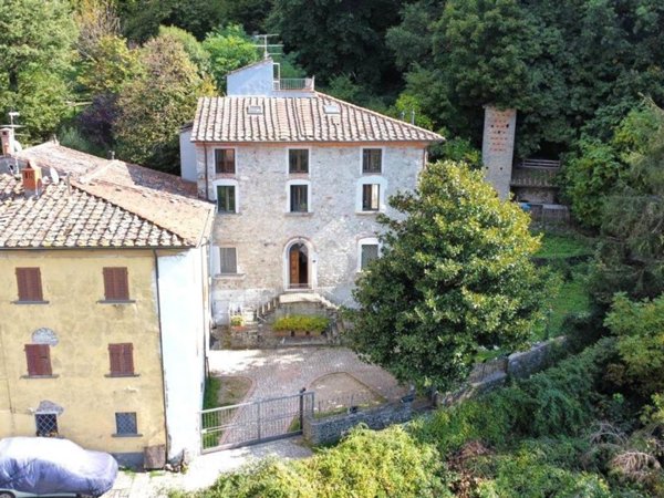 appartamento in vendita a Pistoia in zona Sammommè