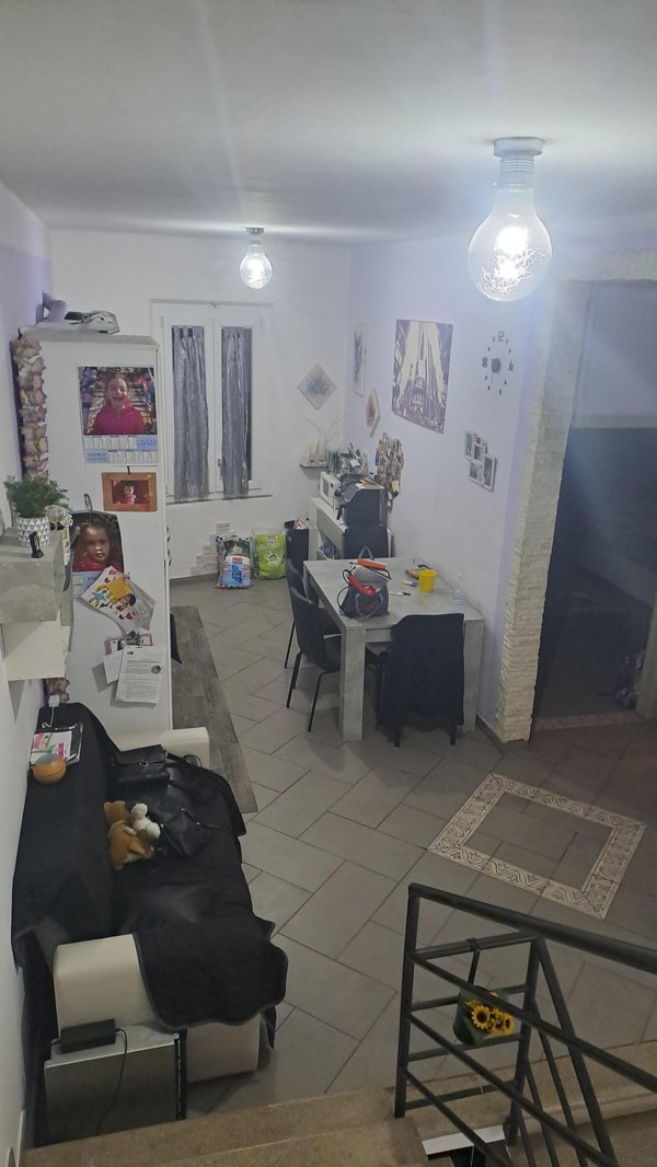 casa indipendente in vendita a Pistoia in zona Santomoro