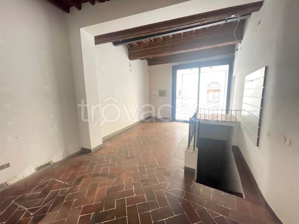 appartamento in vendita a Pistoia in zona Centro Città