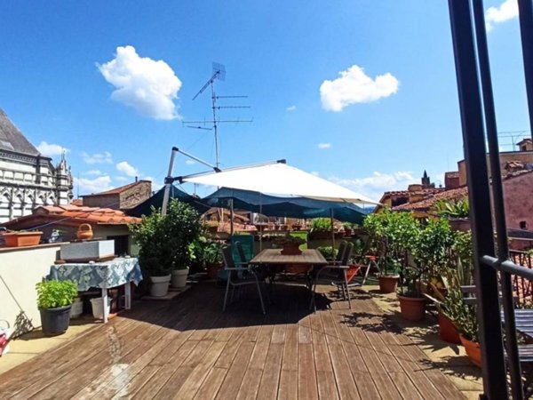 appartamento in vendita a Pistoia in zona Centro Città