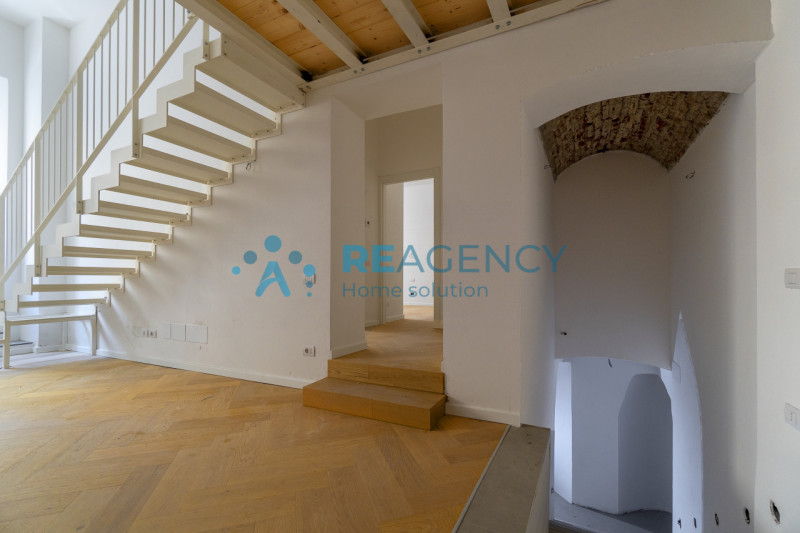 appartamento in vendita a Pistoia in zona Centro Città