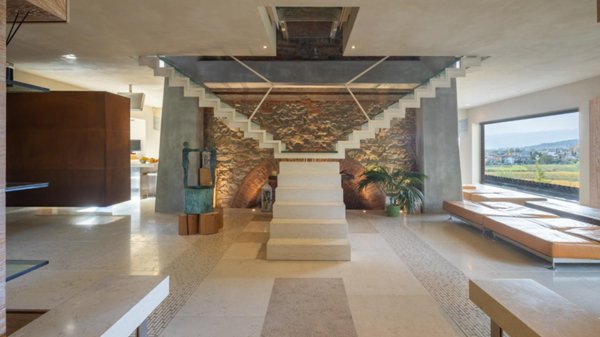 casa indipendente in vendita a Pistoia in zona Centro Città