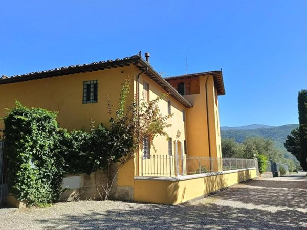 casa indipendente in vendita a Pistoia