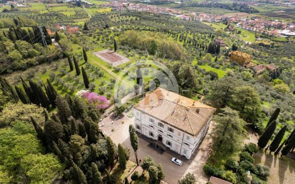 villa in vendita a Pistoia in zona Centro Città