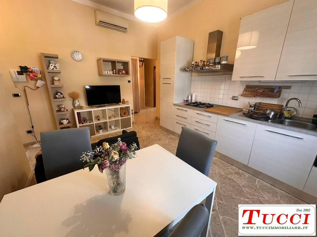 appartamento in vendita a Pistoia in zona Centro Città