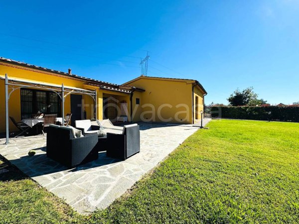 casa indipendente in vendita a Pistoia