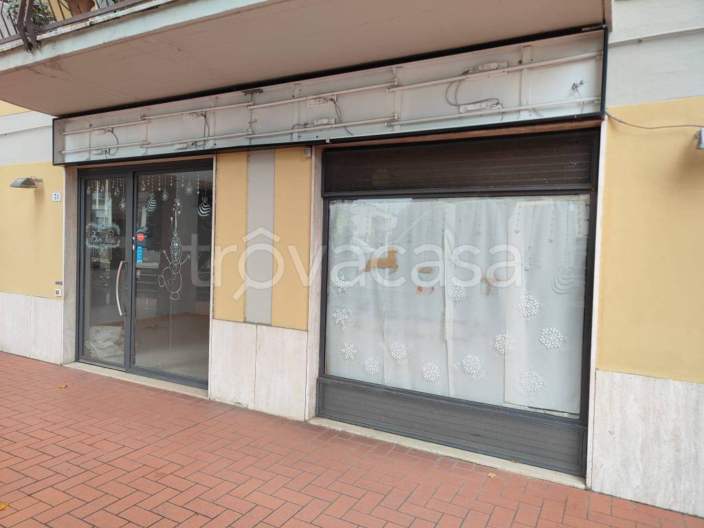 negozio in vendita a Pistoia