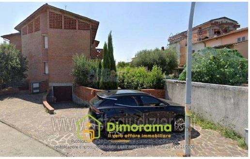 casa indipendente in vendita a Pistoia