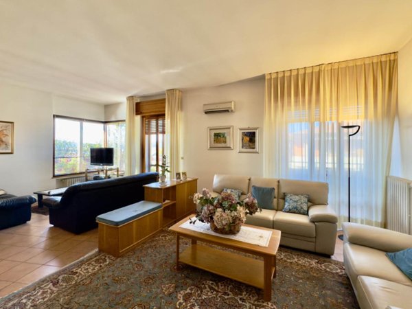 appartamento in vendita a Pistoia in zona Centro Città