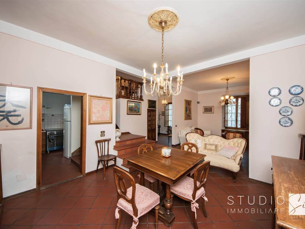 casa indipendente in vendita a Pistoia