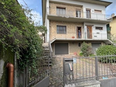 appartamento in vendita a Pistoia in zona Valdibrana