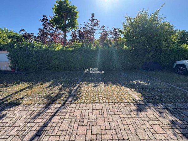 negozio in vendita a Pistoia