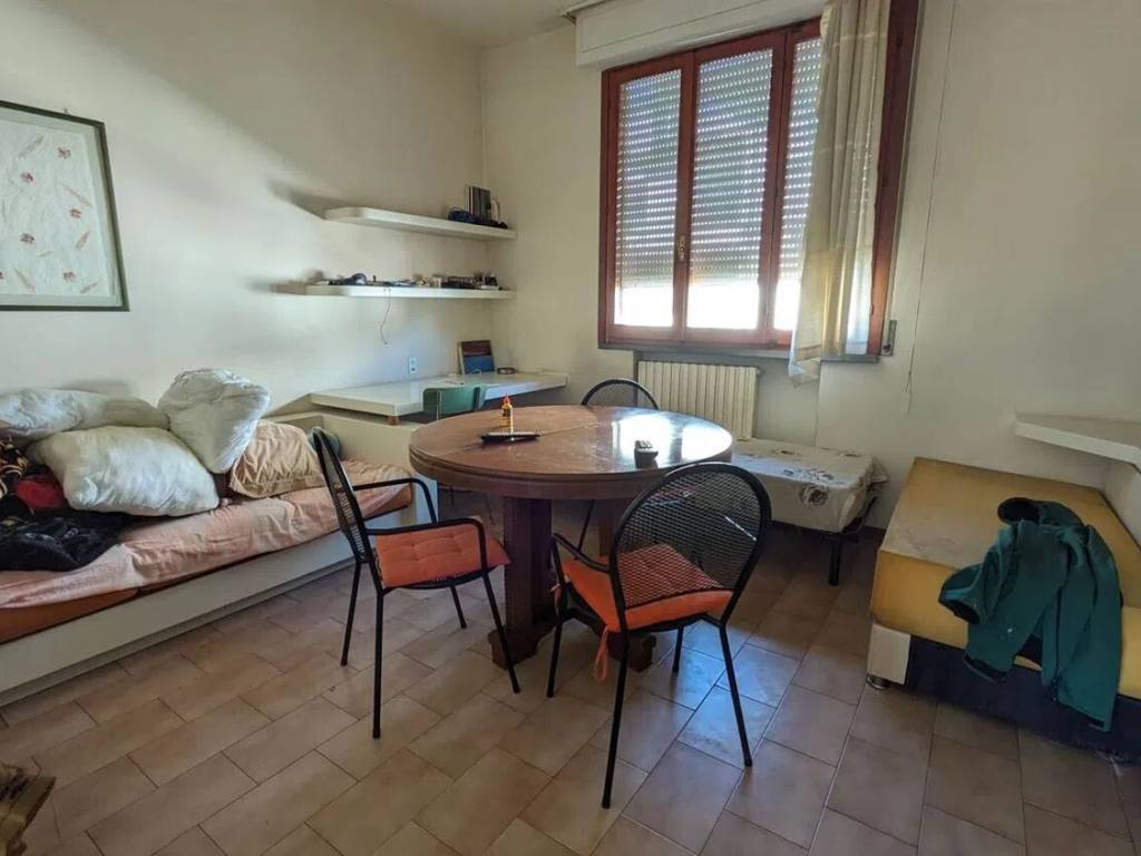 appartamento in vendita a Pistoia in zona Bottegone