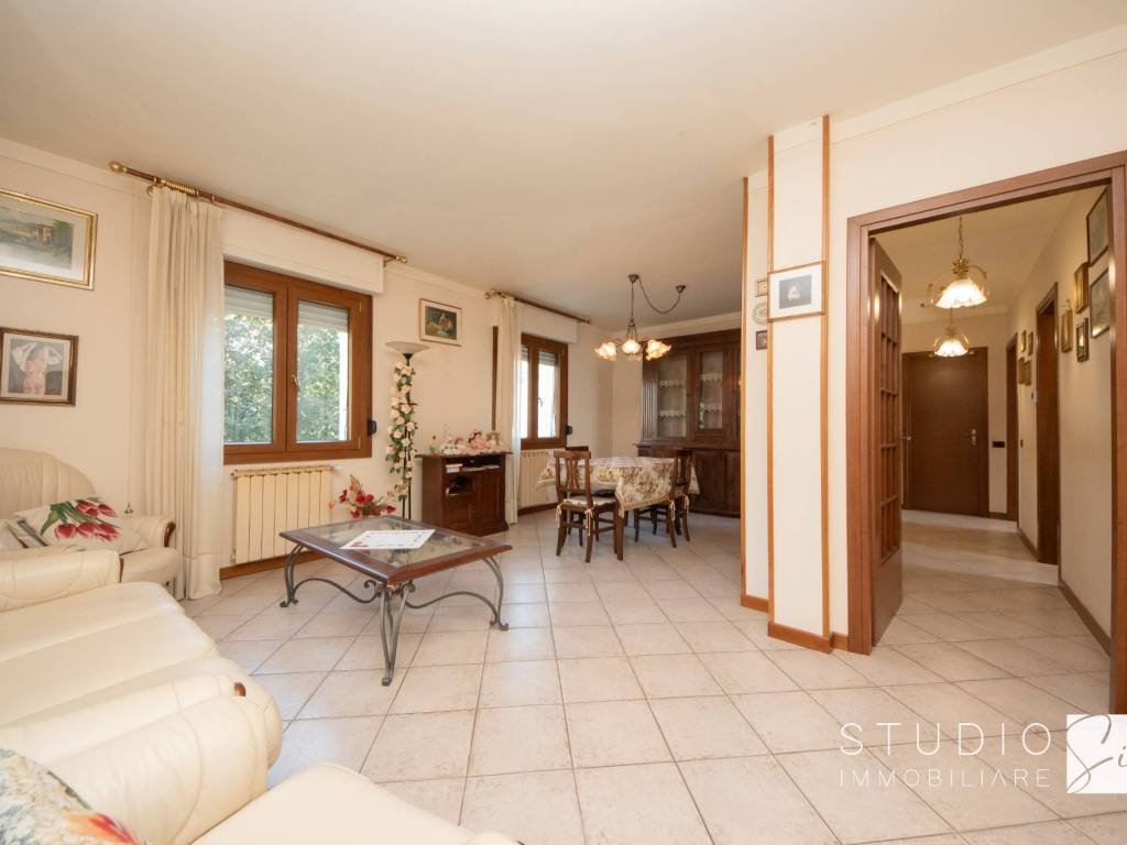 appartamento in vendita a Pistoia in zona Spazzavento