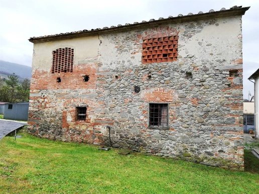 quadrivano in vendita a Pistoia