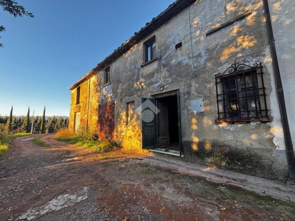 casa indipendente in vendita a Pistoia