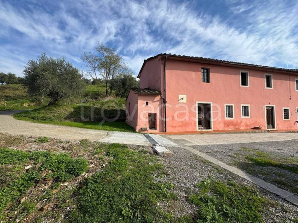 casa indipendente in vendita a Pistoia