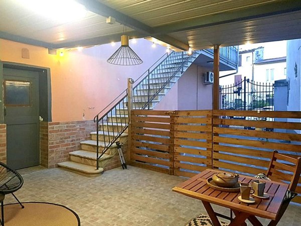 casa indipendente in vendita a Pistoia