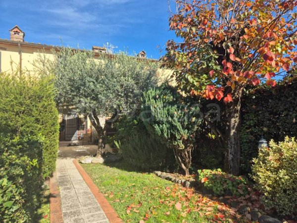 casa indipendente in vendita a Pistoia in zona Acqualunga