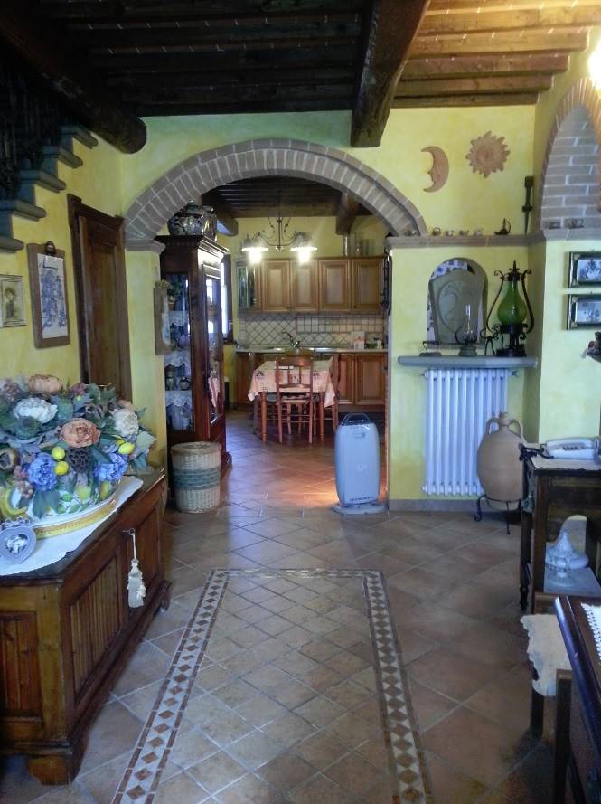 casa indipendente in vendita a Pistoia